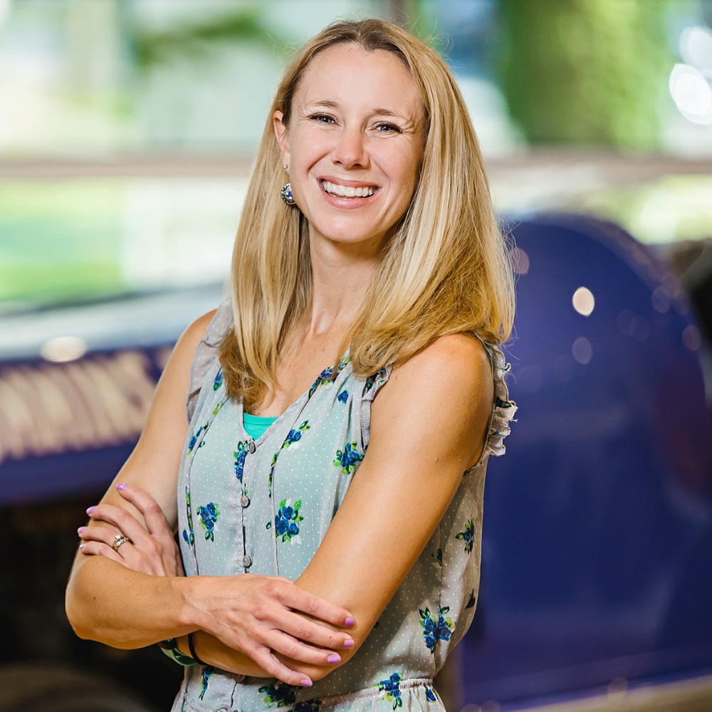 Elena Dooley Marketing Operations Manager at Cummins